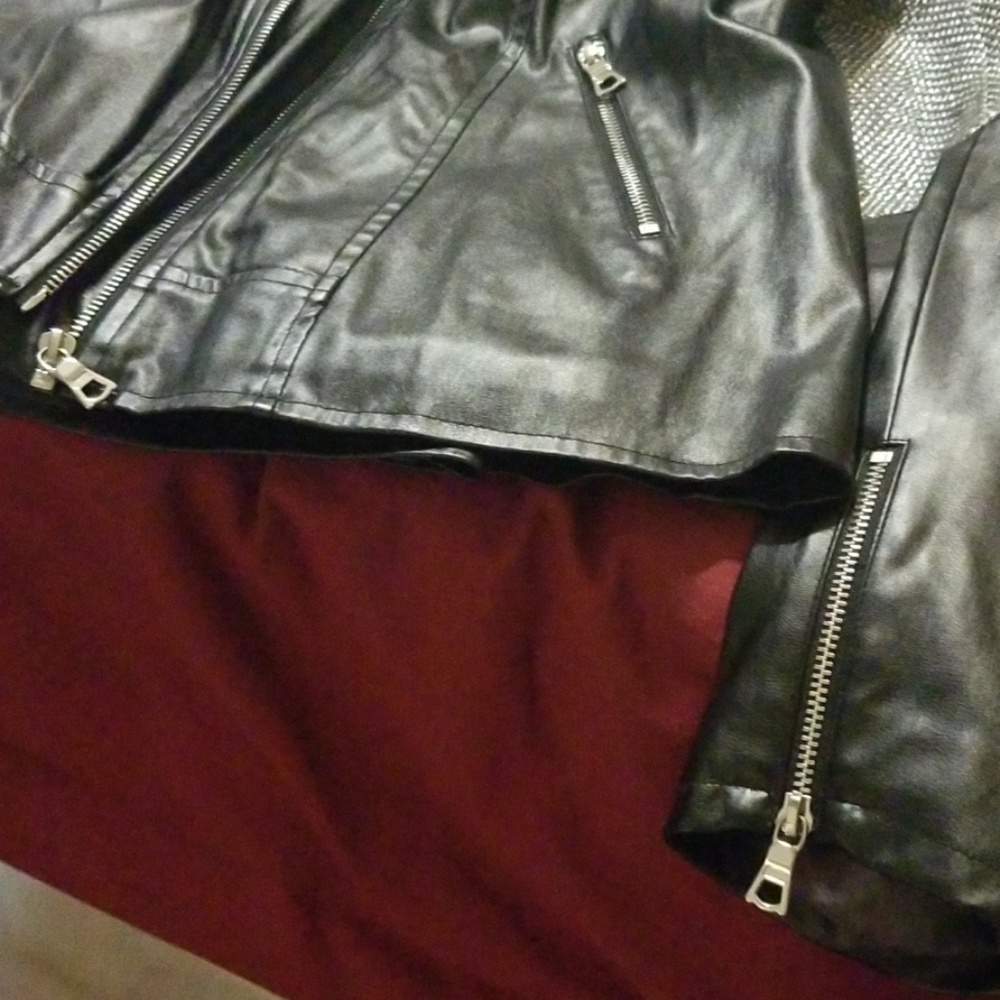 Jacket - Picture 3 of 3